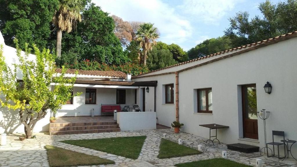 Arbaria Appartamenti Ex Arbaria Trapani Exteriör bild